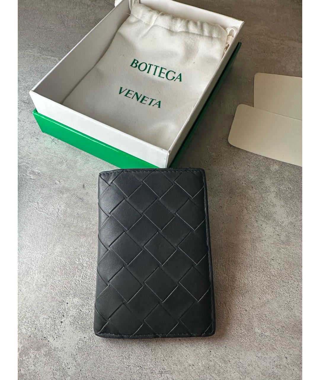 BOTTEGA VENETA Антрацитовый кожаный кардхолдер, фото 2