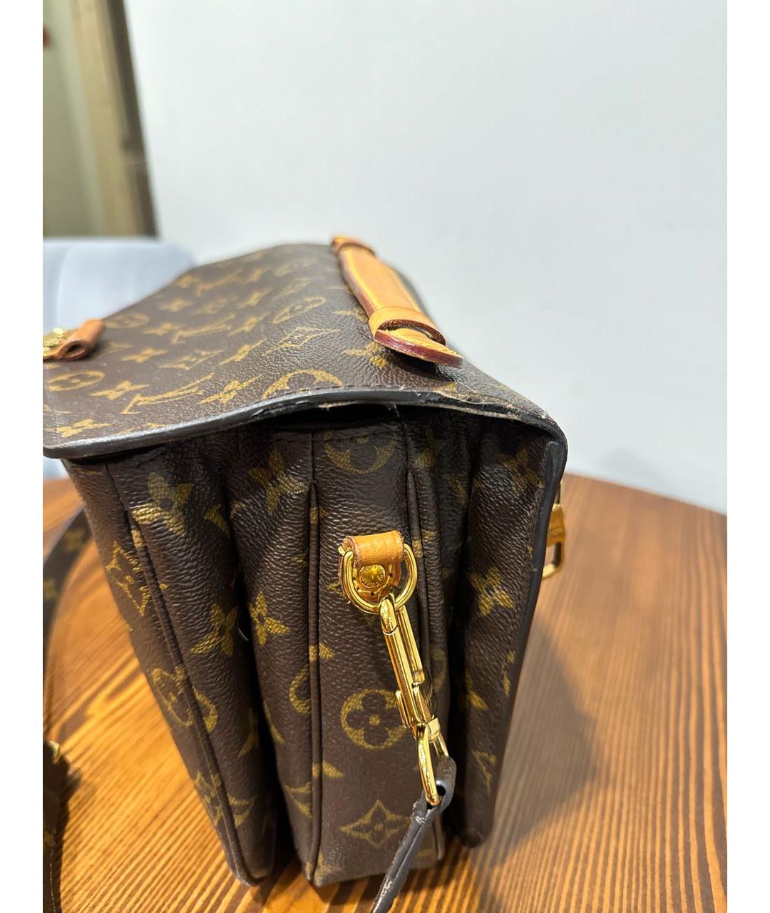 LOUIS VUITTON Коричневая кожаная сумка через плечо, фото 6