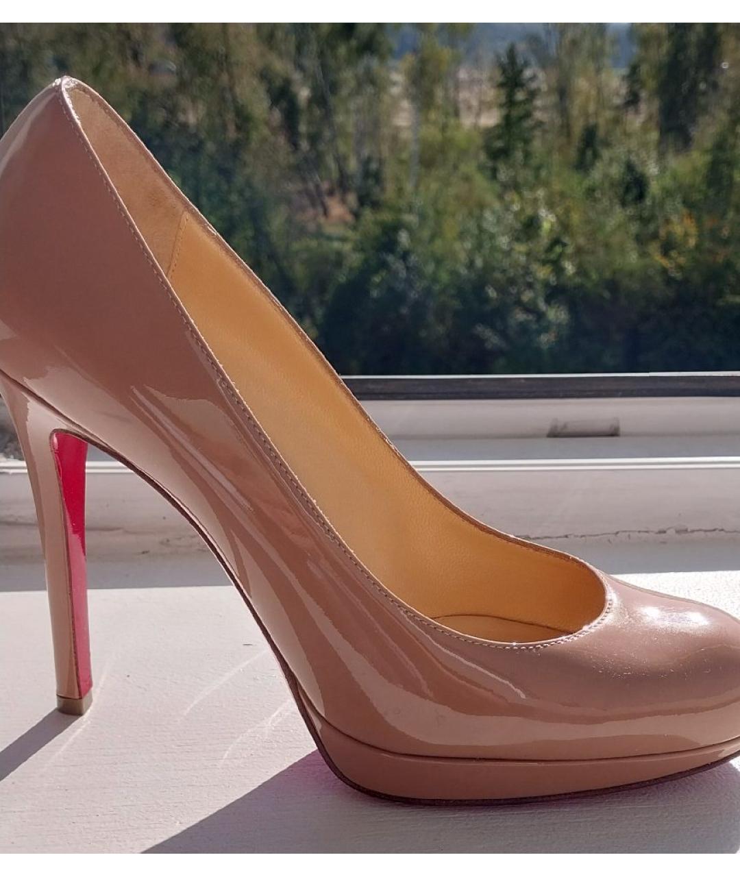 CHRISTIAN LOUBOUTIN Бежевые кожаные туфли, фото 3