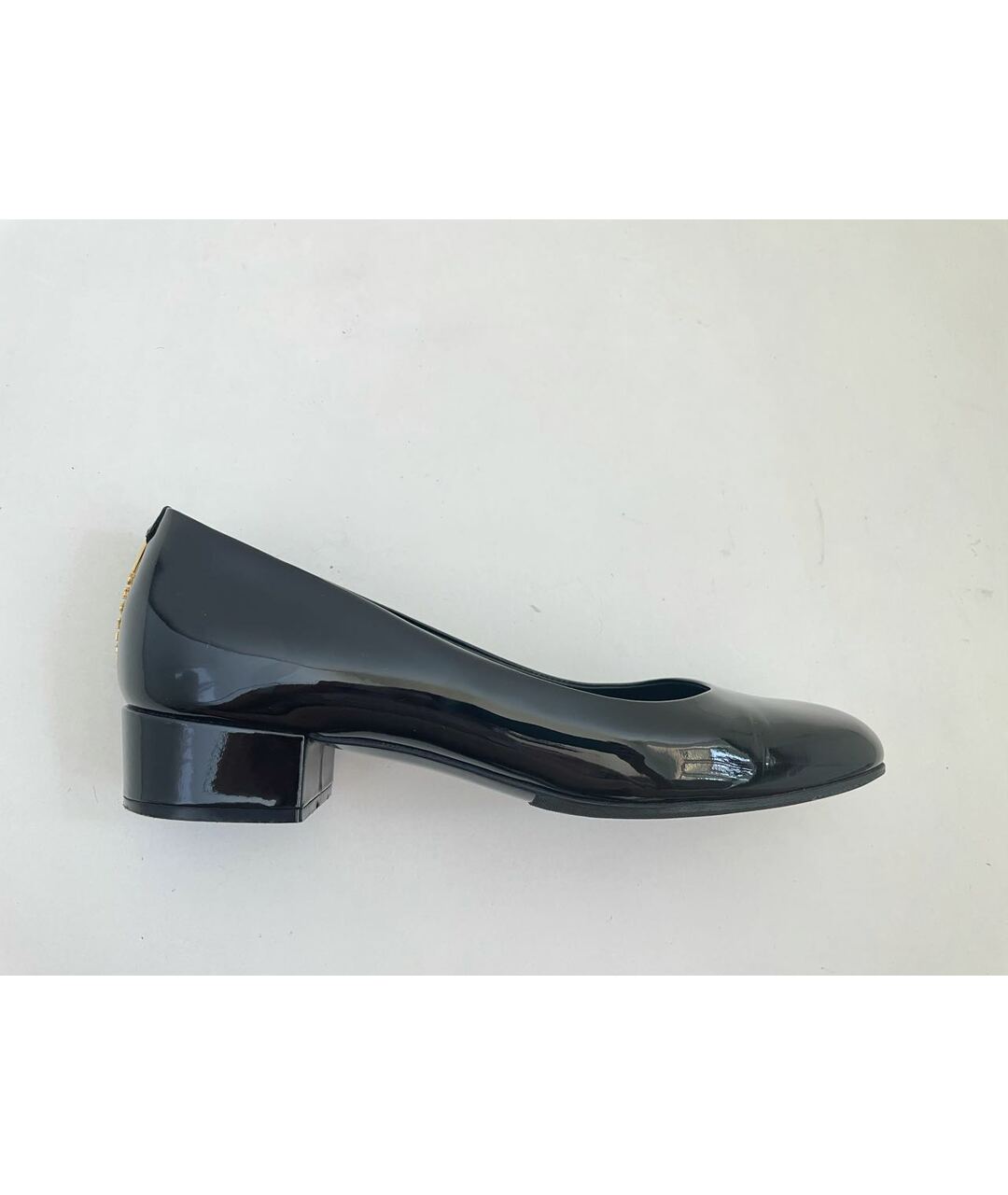 CHANEL PRE-OWNED Черные лодочки на низком каблуке из лакированной кожи, фото 8