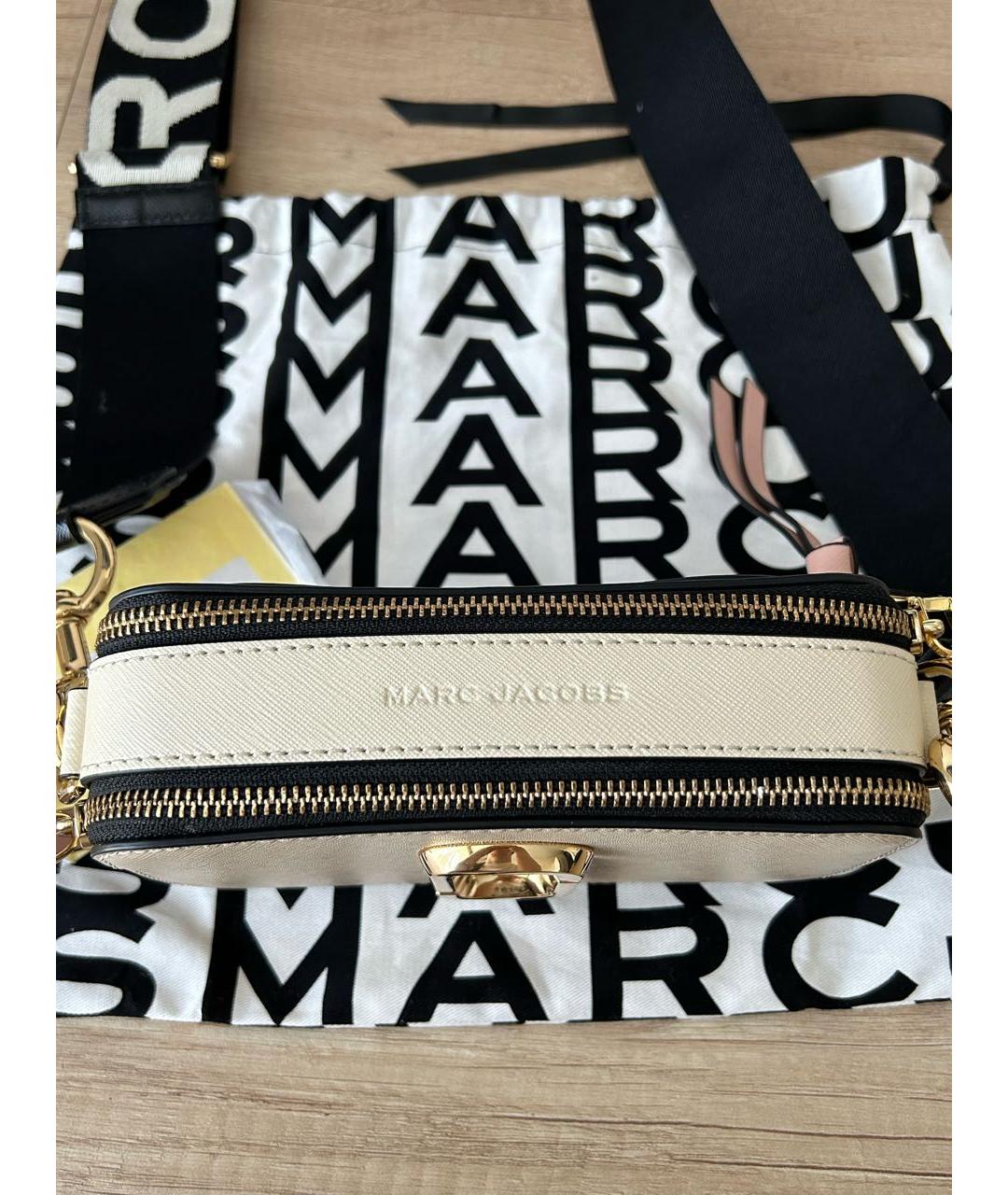MARC JACOBS Бежевая кожаная сумка через плечо, фото 5