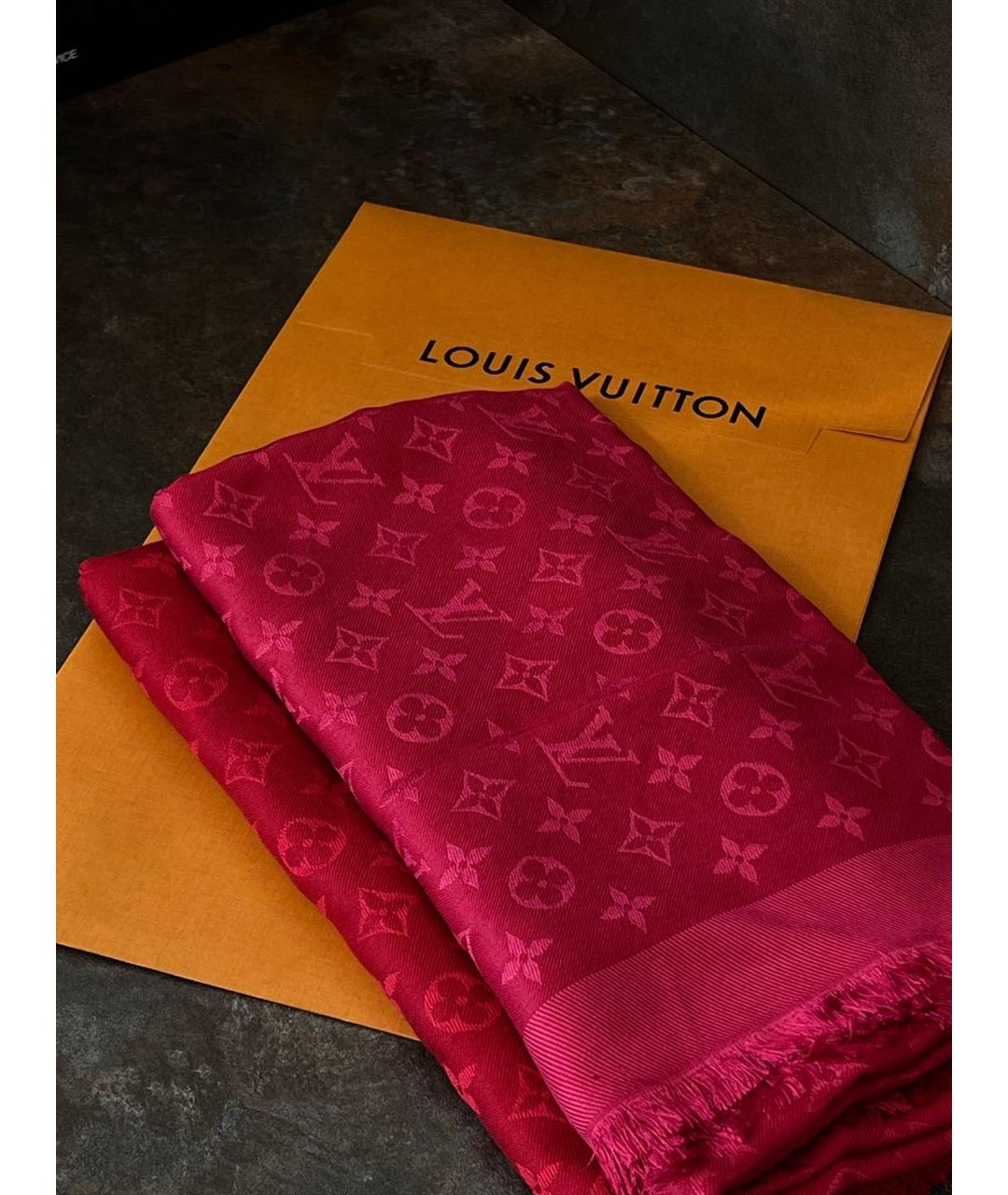 LOUIS VUITTON Красный шелковый платок, фото 6