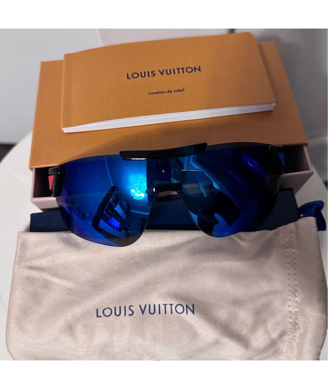 LOUIS VUITTON Черные солнцезащитные очки, фото 3