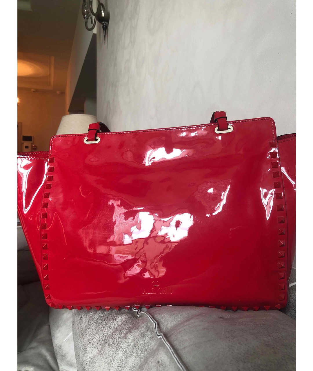 VALENTINO GARAVANI Красная сумка тоут из лакированной кожи, фото 3
