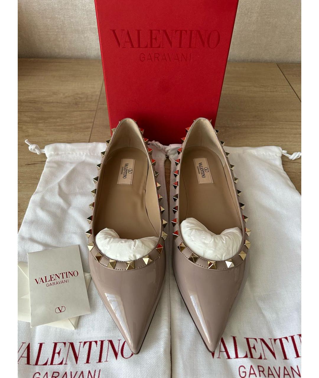 VALENTINO Розовые балетки из лакированной кожи, фото 2