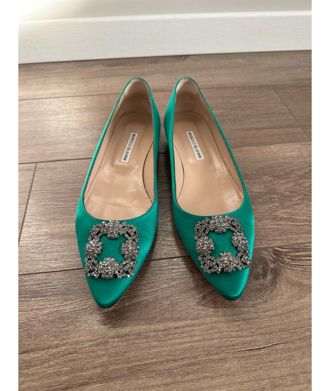 MANOLO BLAHNIK Зеленые текстильные лодочки на низком каблуке, фото 2