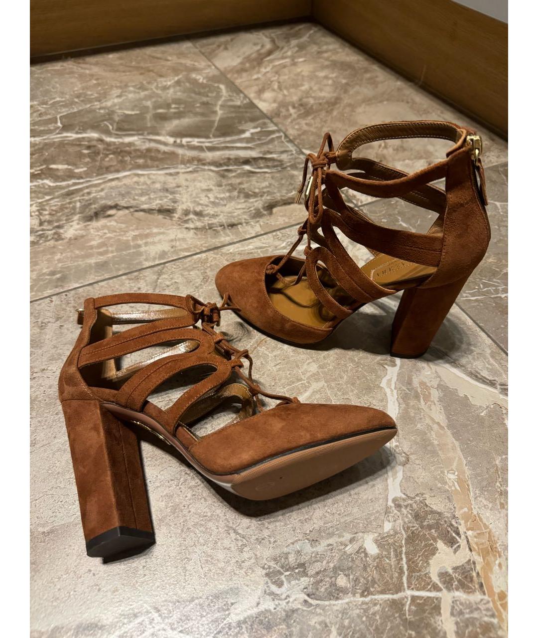 AQUAZZURA Коричневые замшевые босоножки, фото 4