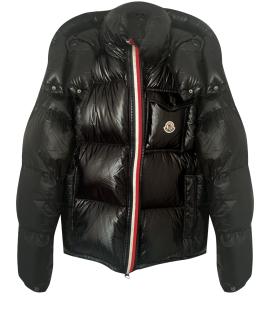 MONCLER Пуховик