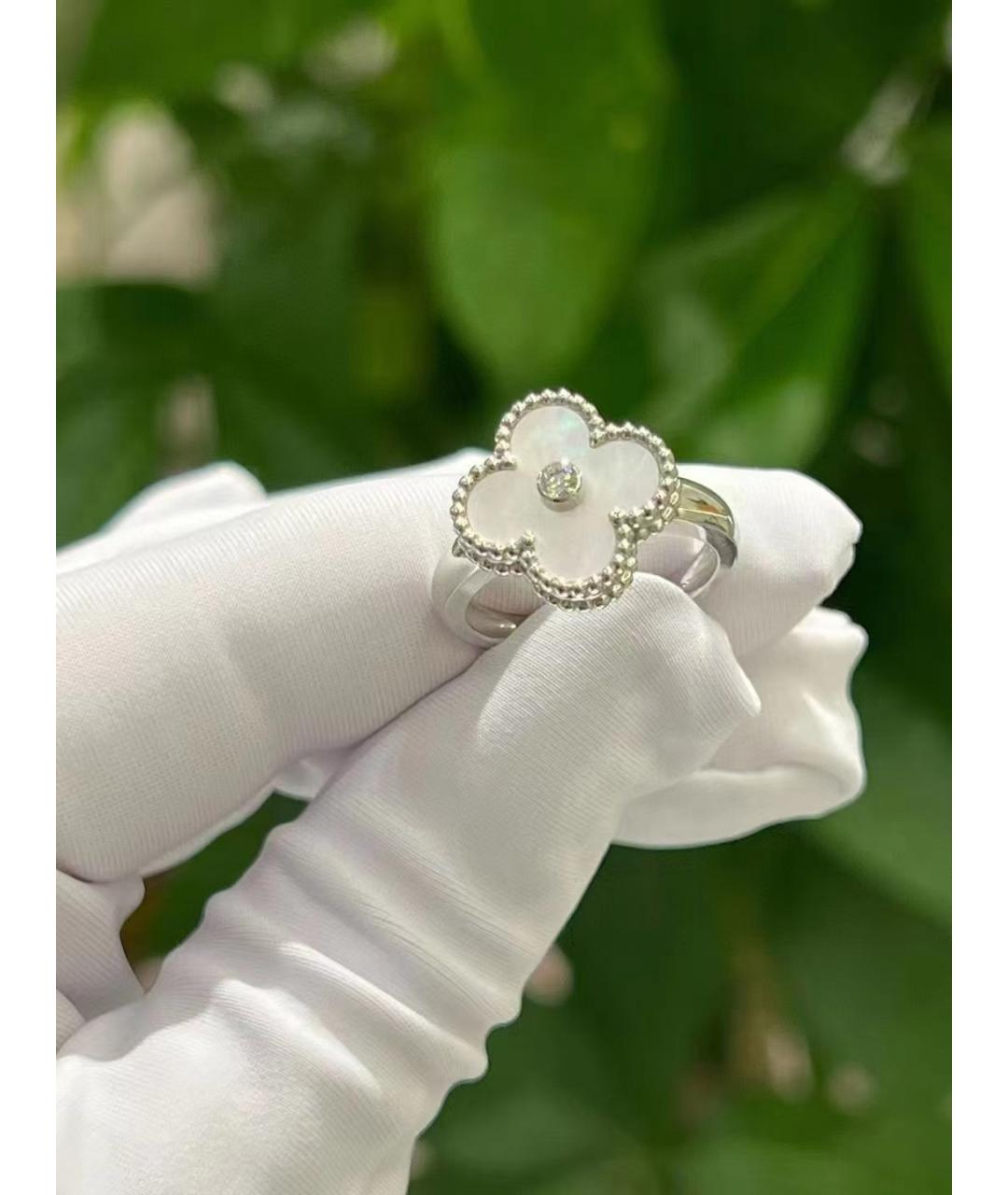 VAN CLEEF & ARPELS Белое кольцо из белого золота, фото 7
