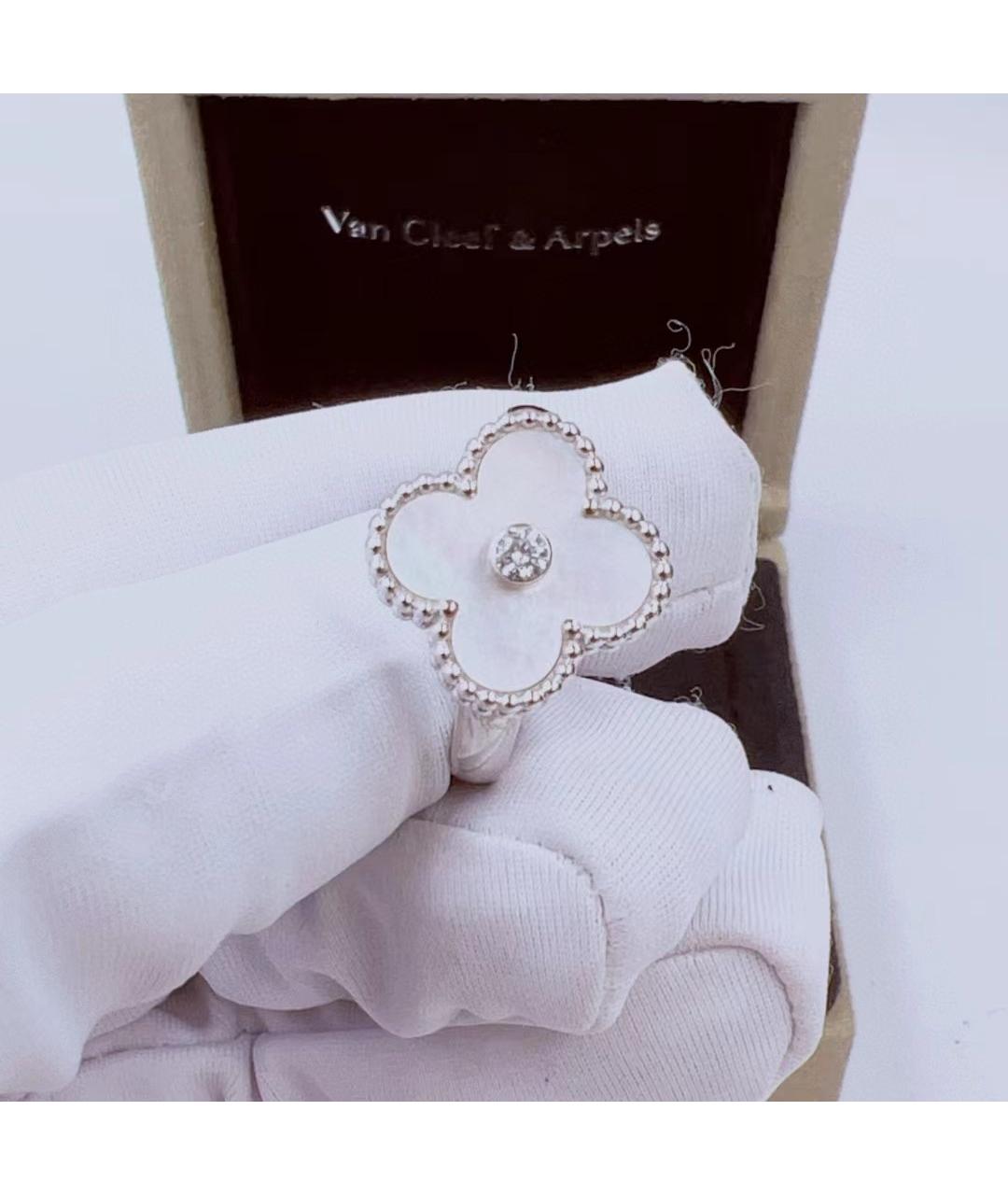 VAN CLEEF & ARPELS Белое кольцо из белого золота, фото 6