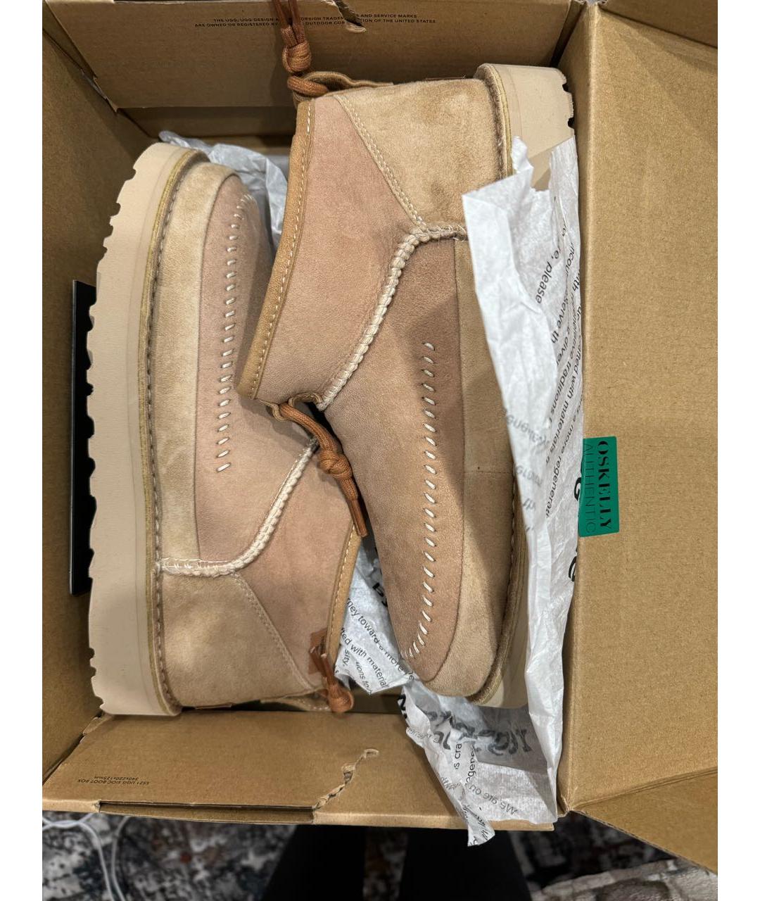 UGG AUSTRALIA Бежевые замшевые ботинки, фото 3