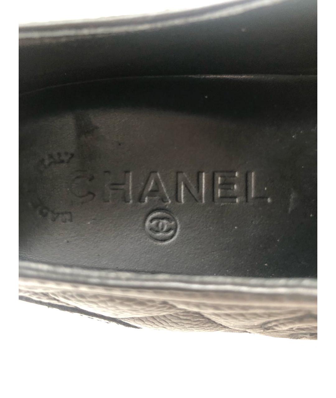 CHANEL Темно-синие кожаные кеды, фото 6