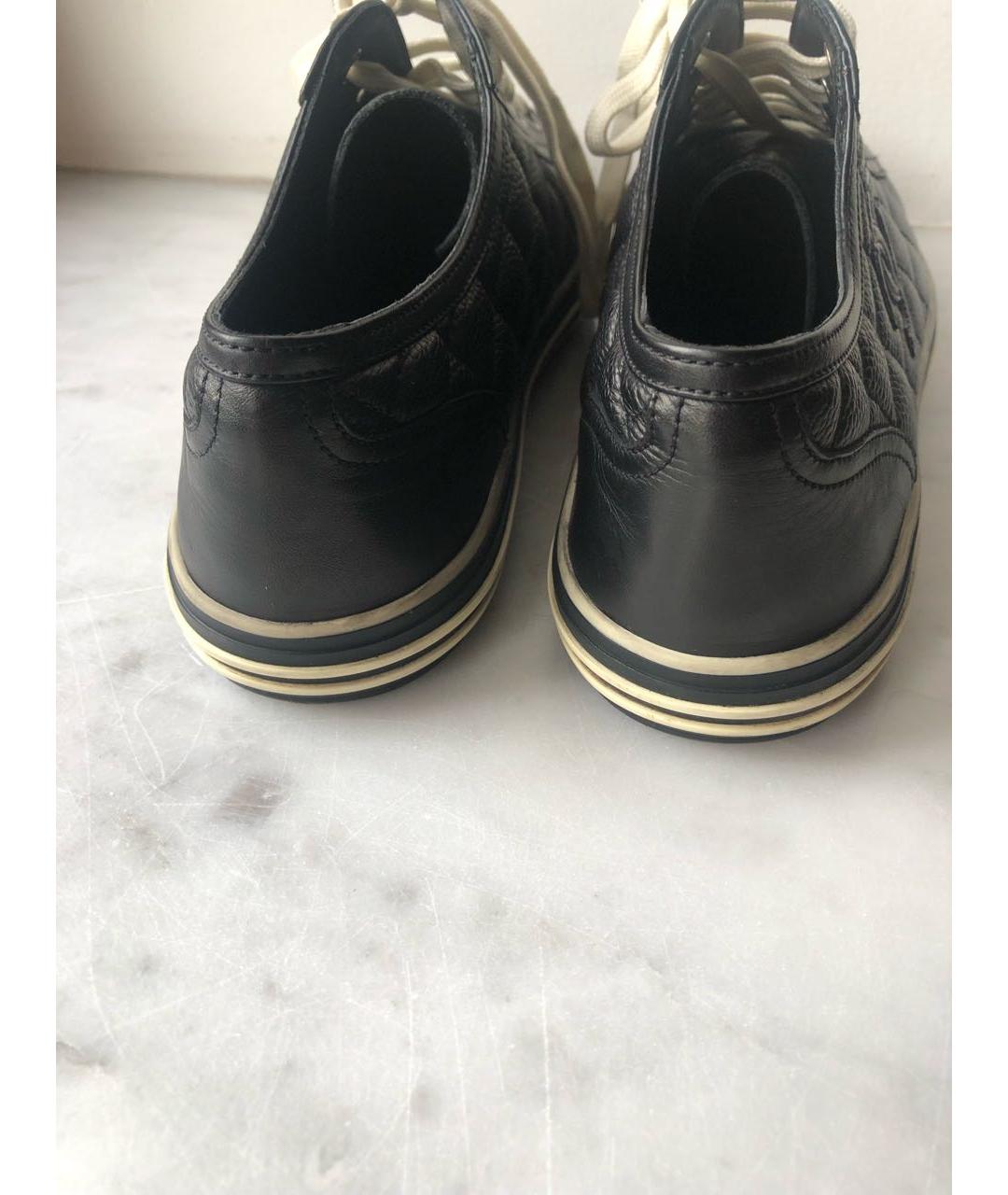 CHANEL Темно-синие кожаные кеды, фото 3