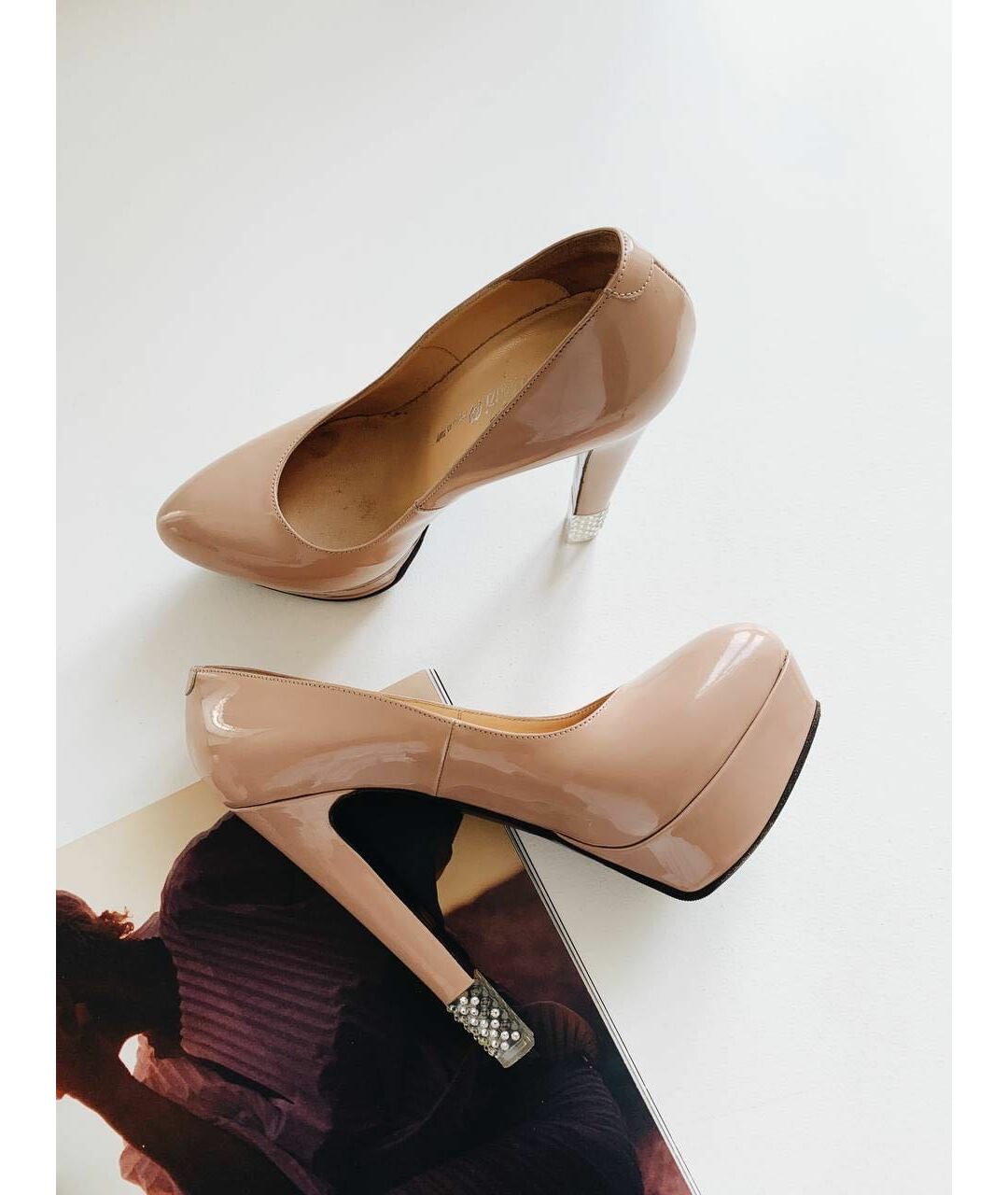 NANDO MUZI Бежевые туфли из лакированной кожи, фото 4