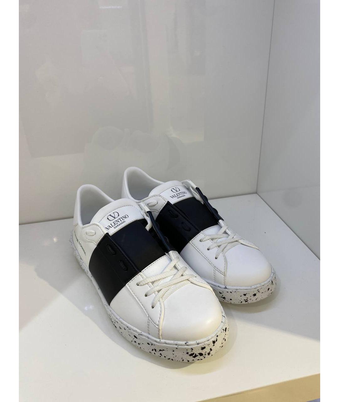 VALENTINO Белые низкие кроссовки / кеды, фото 2