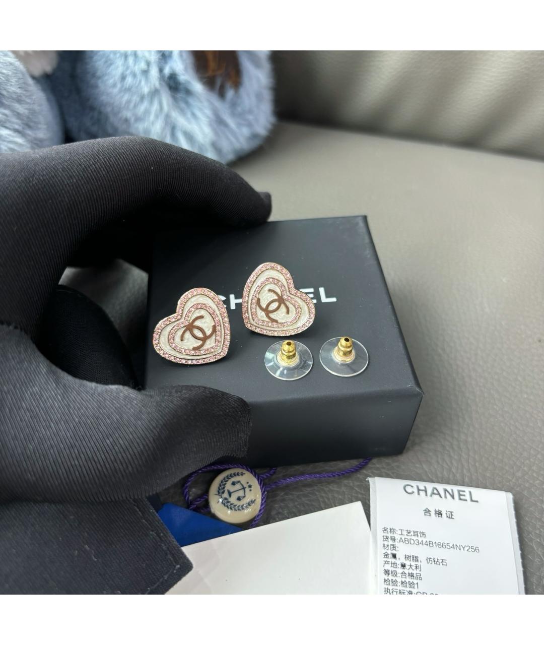 CHANEL Розовые латунные серьги, фото 4