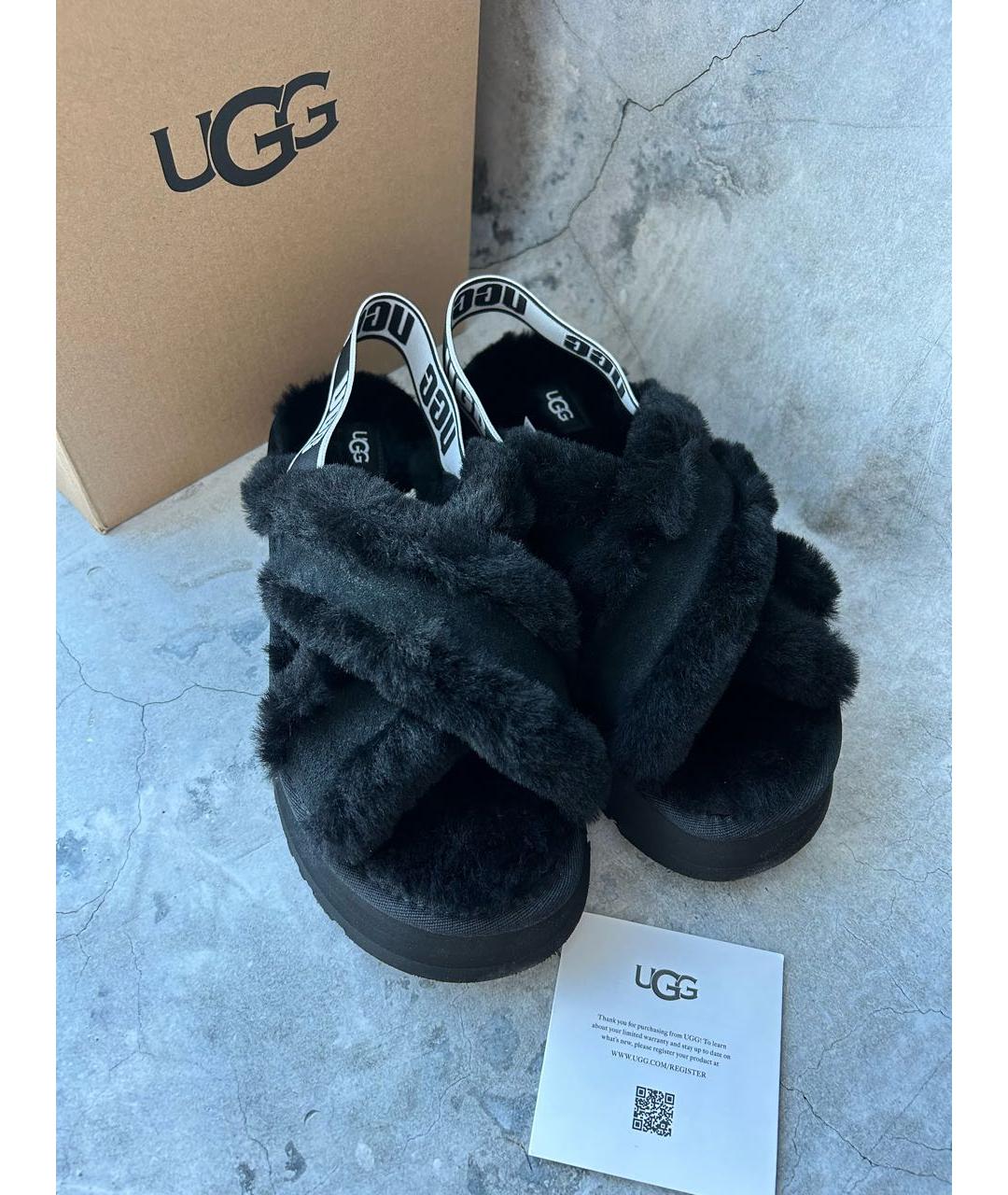 UGG AUSTRALIA Черные сандалии, фото 2