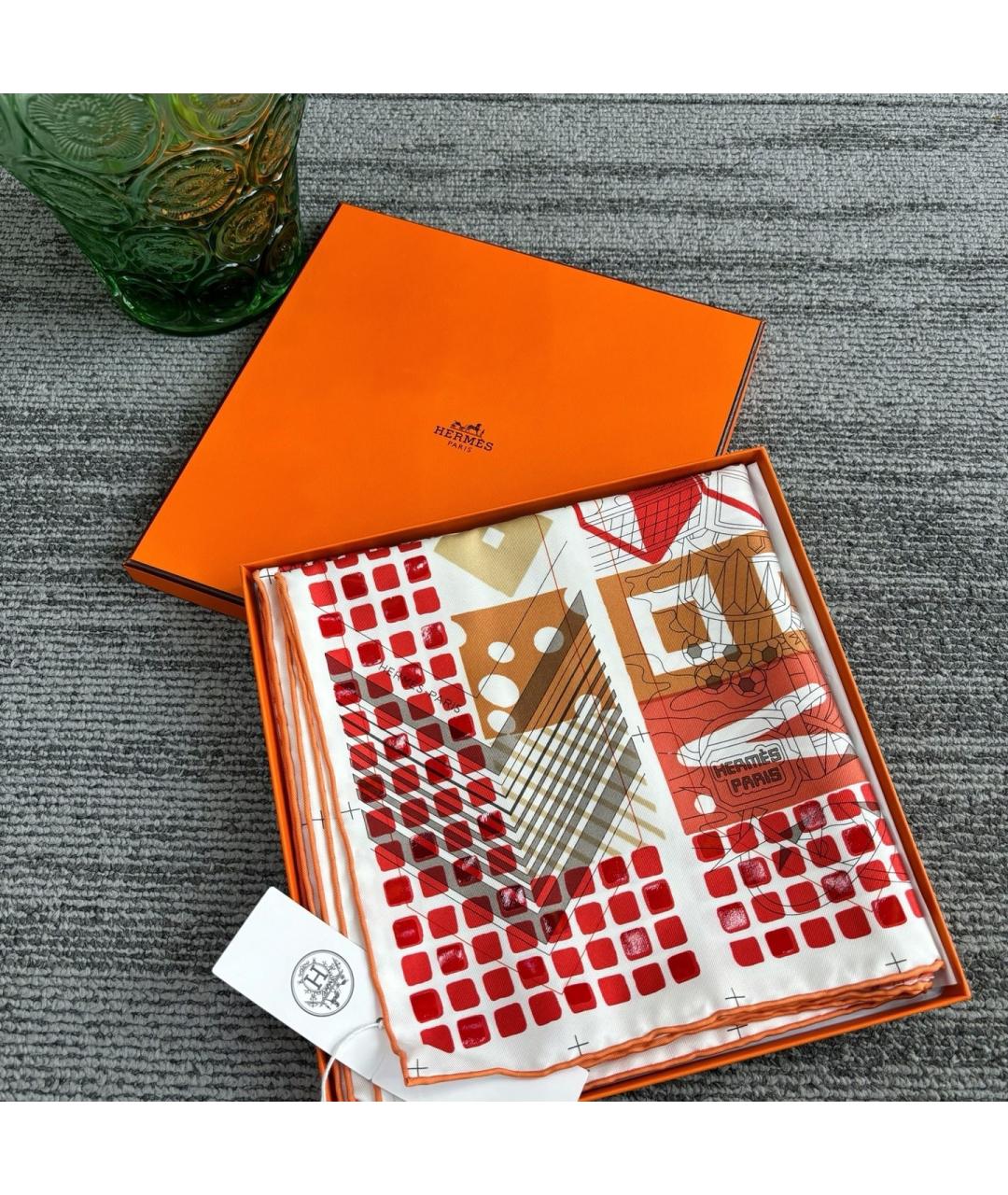 HERMES Красный шелковый платок, фото 2