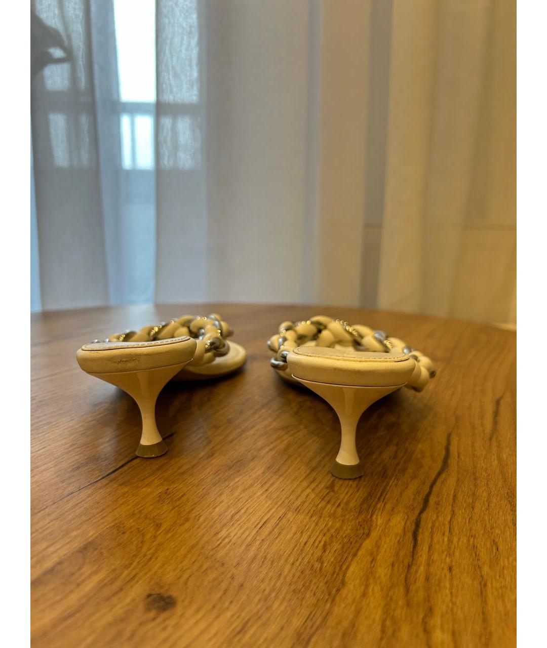 BOTTEGA VENETA Белые кожаные босоножки, фото 4