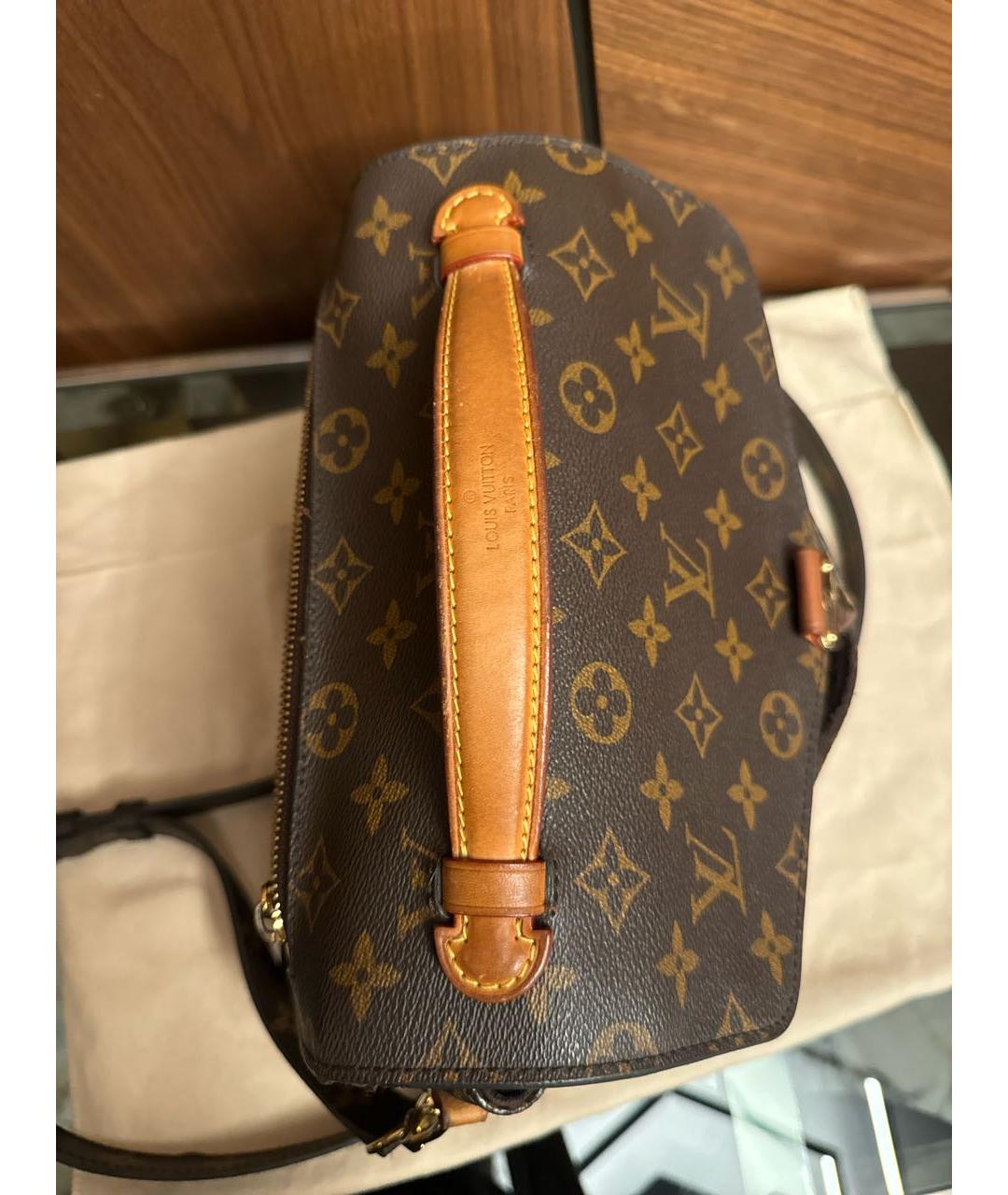 LOUIS VUITTON Коричневая кожаная сумка через плечо, фото 6