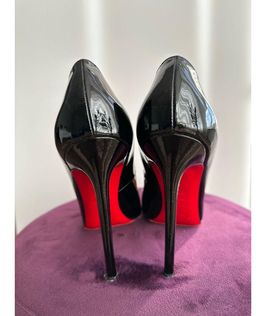 CHRISTIAN LOUBOUTIN Черные туфли из лакированной кожи, фото 4