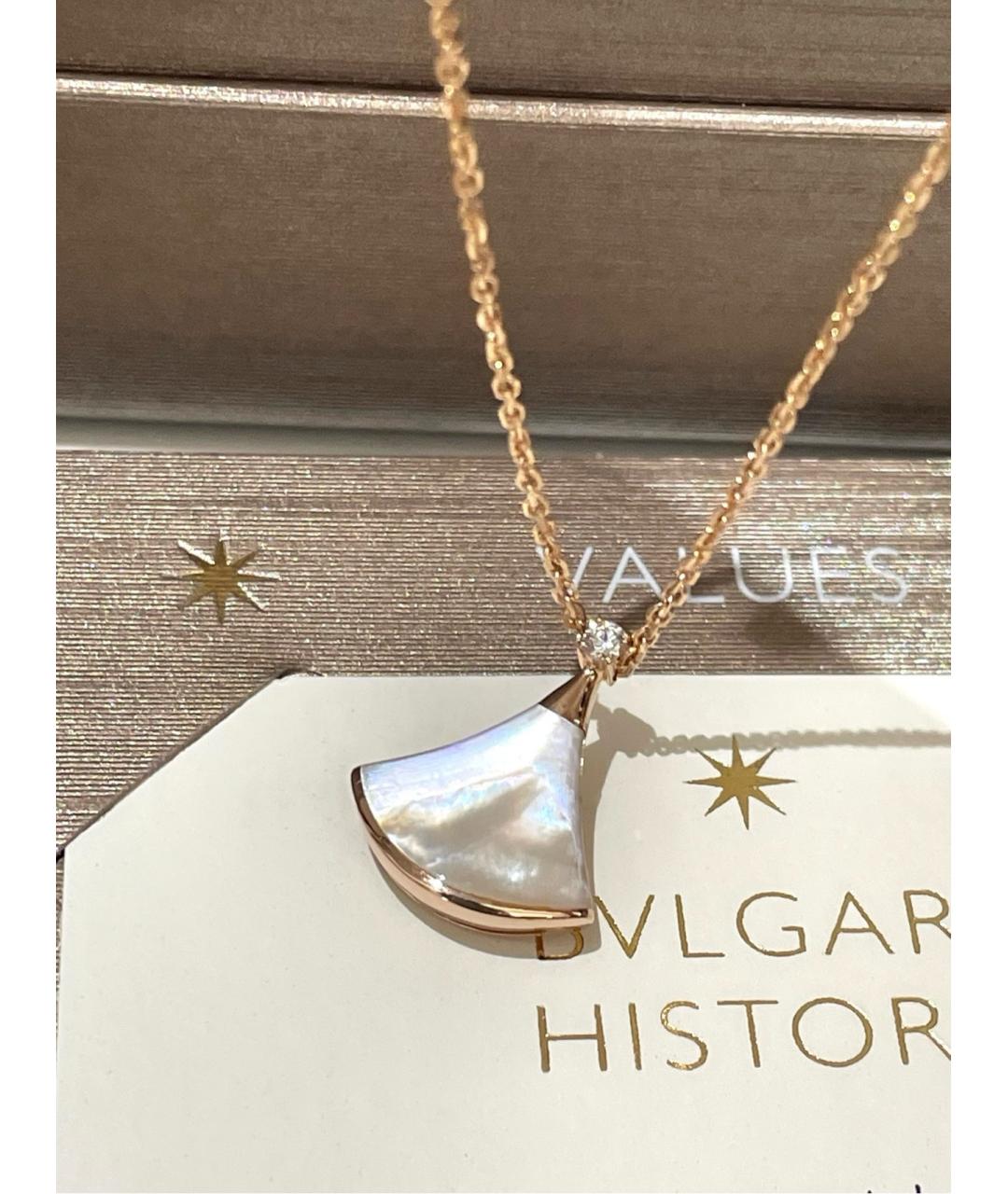 BVLGARI Белая подвеска из розового золота, фото 4