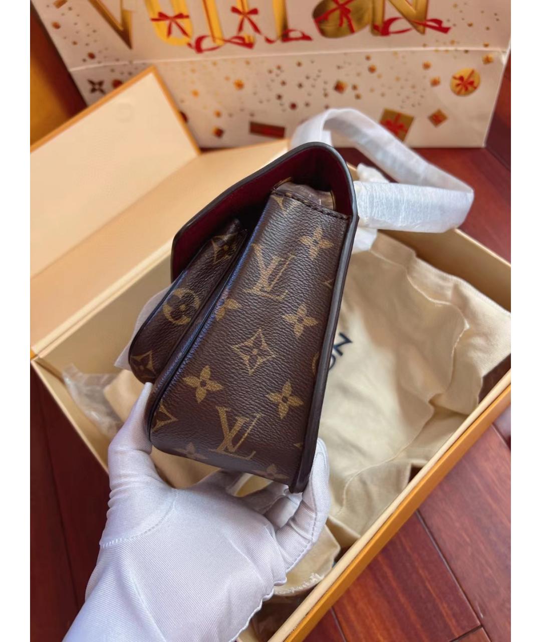 LOUIS VUITTON Коричневая кожаная сумка через плечо, фото 4