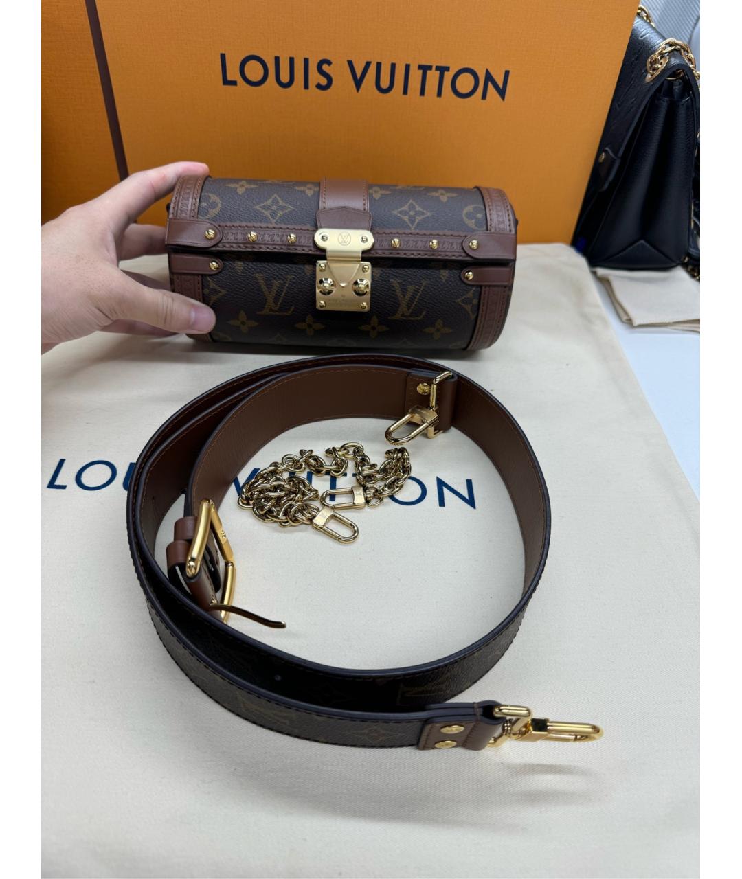 LOUIS VUITTON Коричневая сумка через плечо из искусственной кожи, фото 9