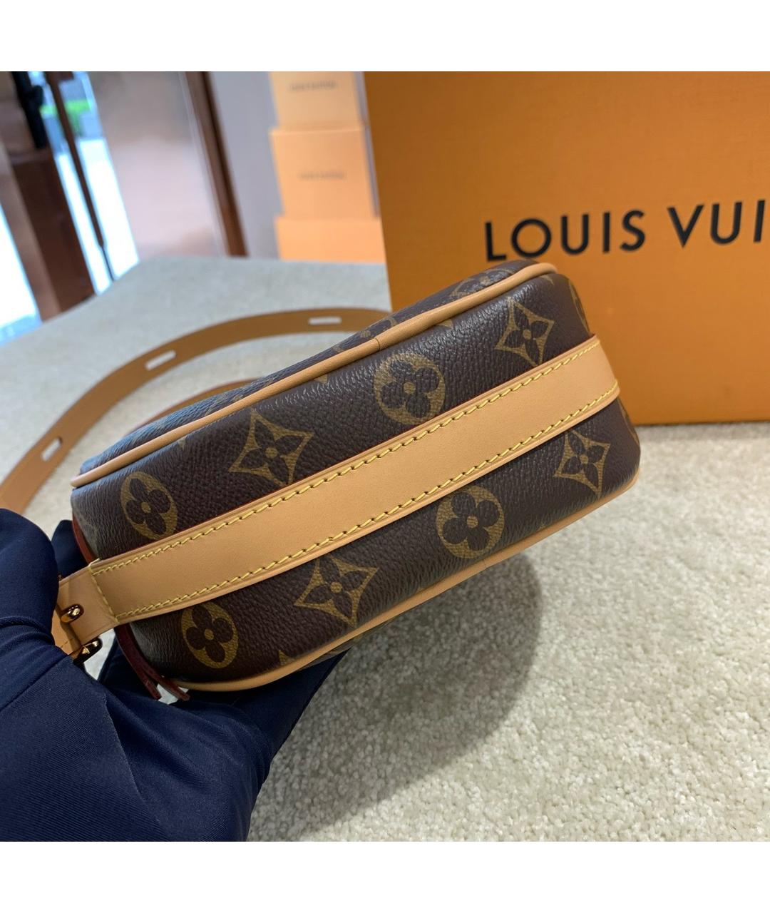 LOUIS VUITTON Коричневая сумка через плечо из искусственной кожи, фото 6