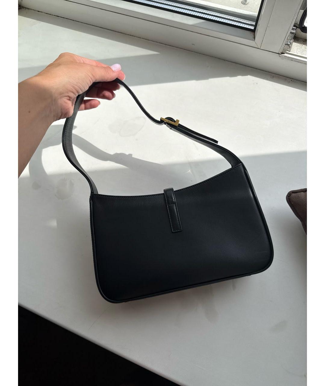 SAINT LAURENT Черная кожаная сумка с короткими ручками, фото 3