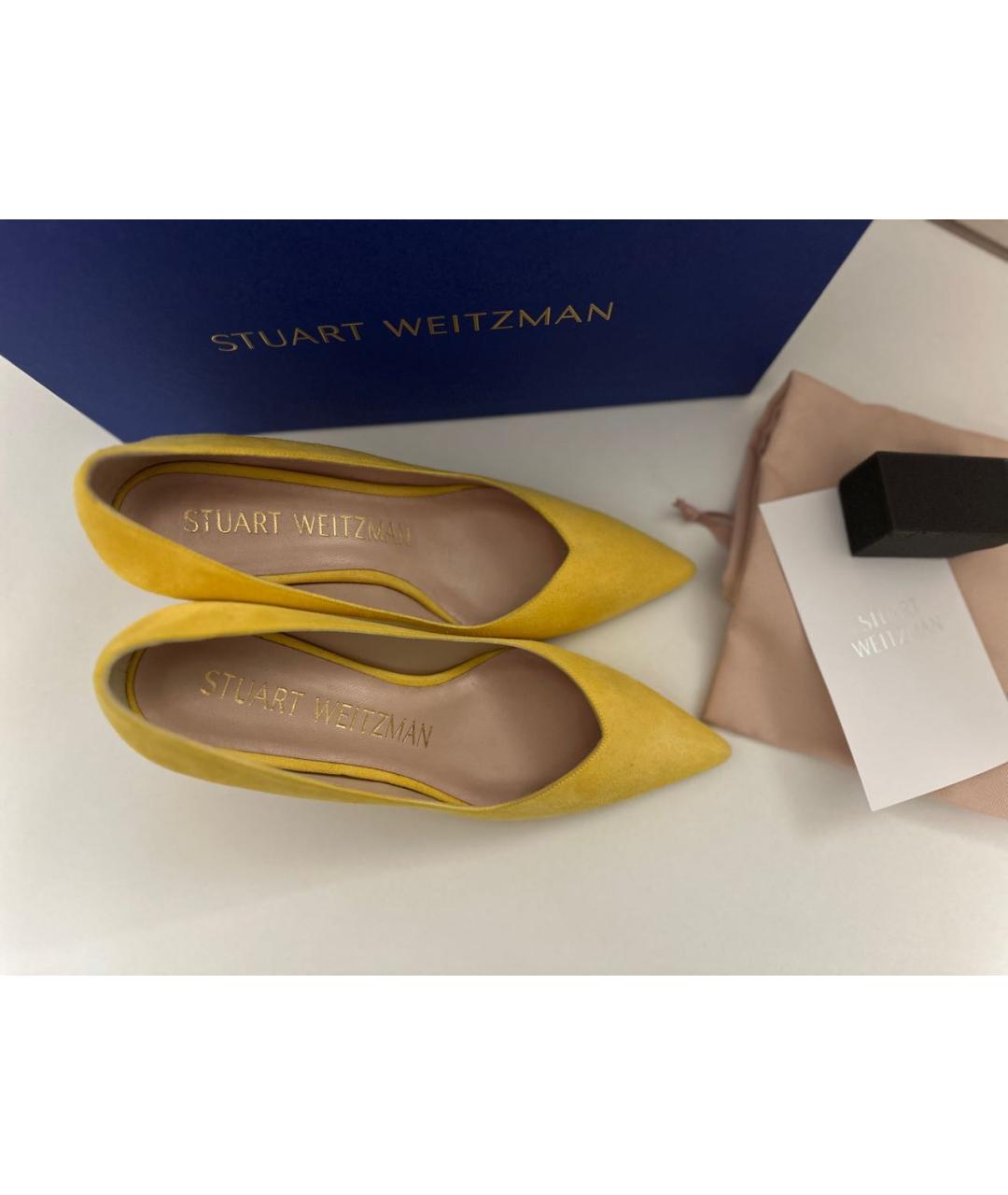 STUART WEITZMAN Желтые замшевые туфли, фото 3