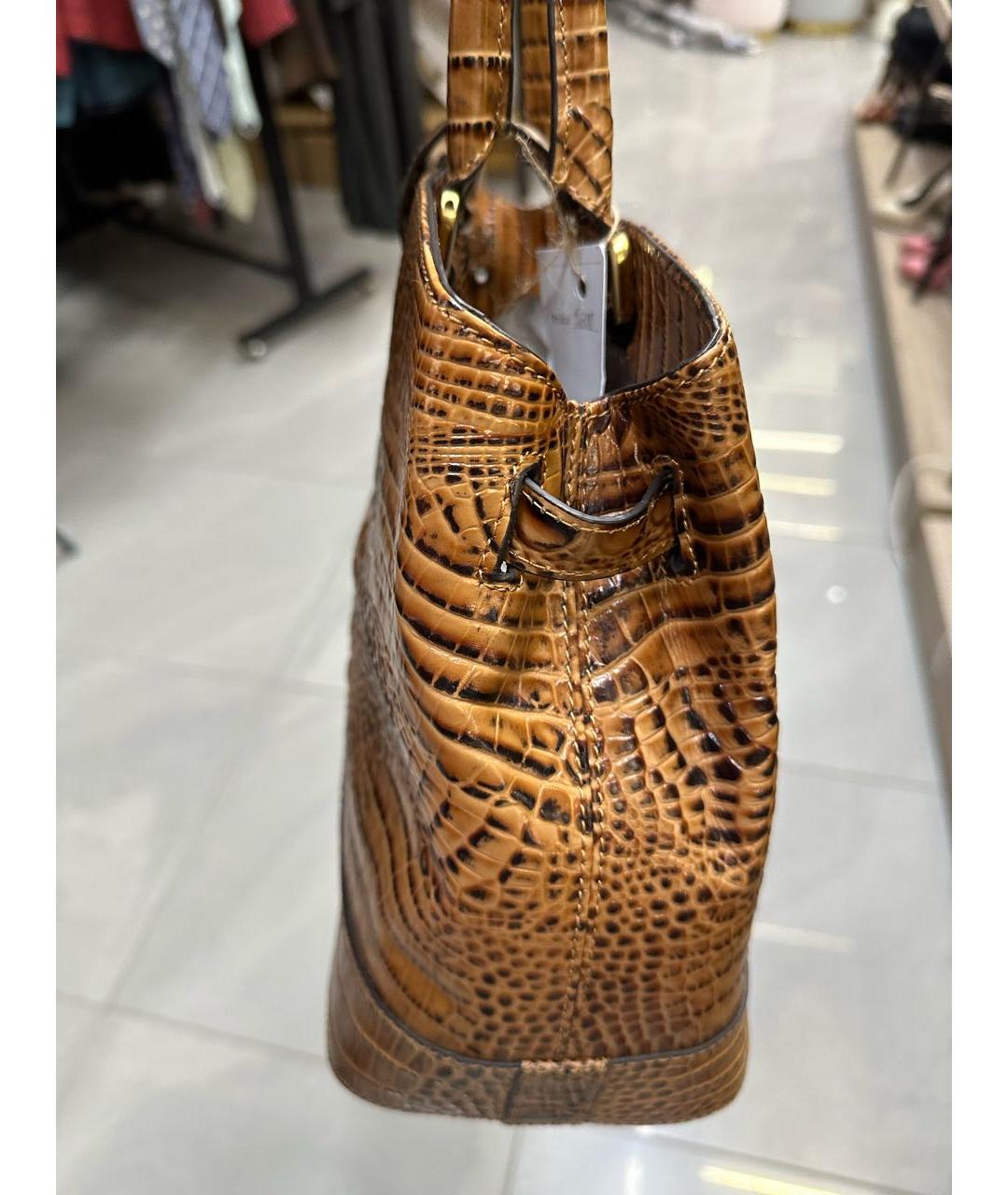 FENDI Коричневая сумка с короткими ручками из экзотической кожи, фото 4