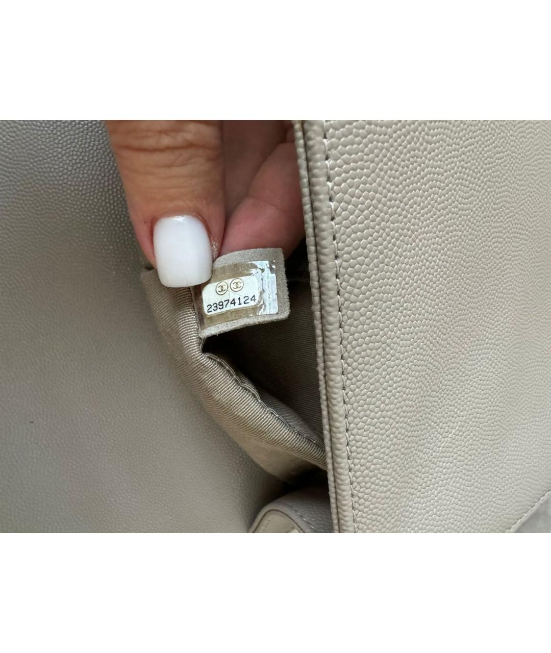 CHANEL Бежевая кожаная сумка через плечо, фото 7