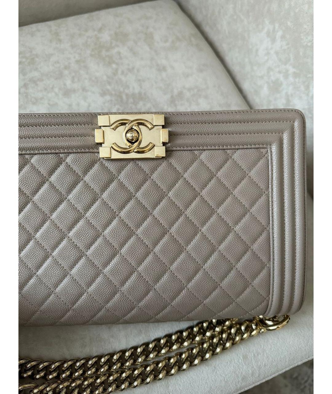 CHANEL Бежевая кожаная сумка через плечо, фото 3