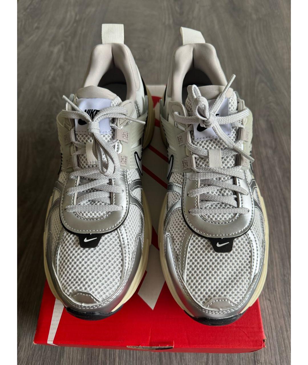 NIKE Серебряные кроссовки, фото 2