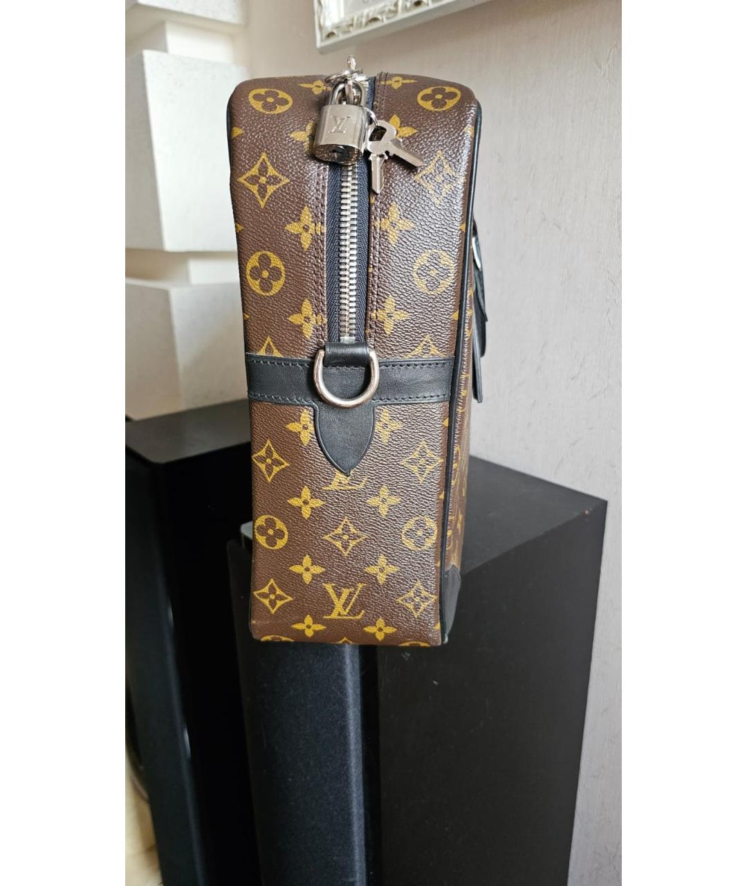 LOUIS VUITTON Коричневая дорожная/спортивная сумка, фото 2