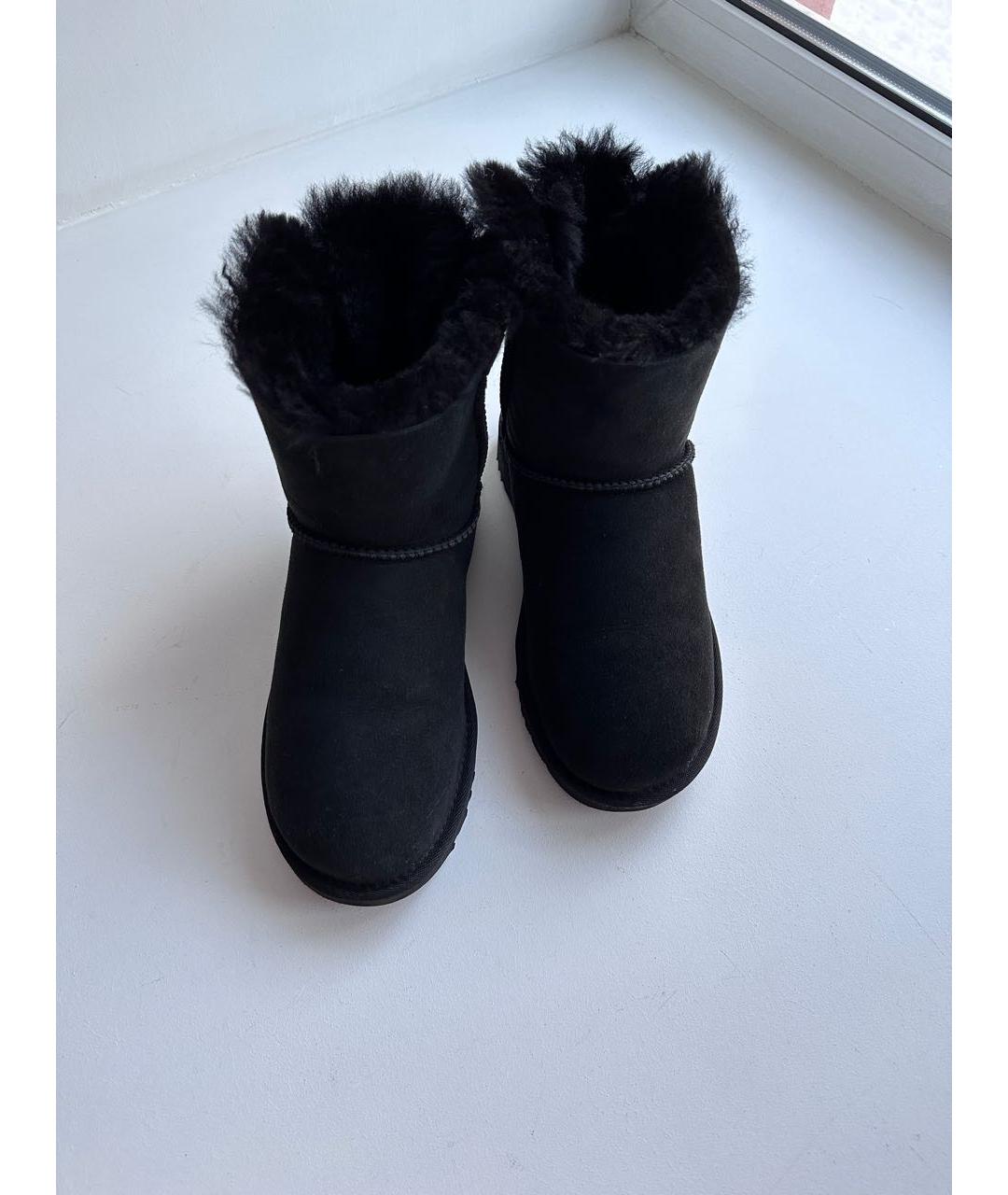 UGG AUSTRALIA Черные замшевые сапоги, фото 2