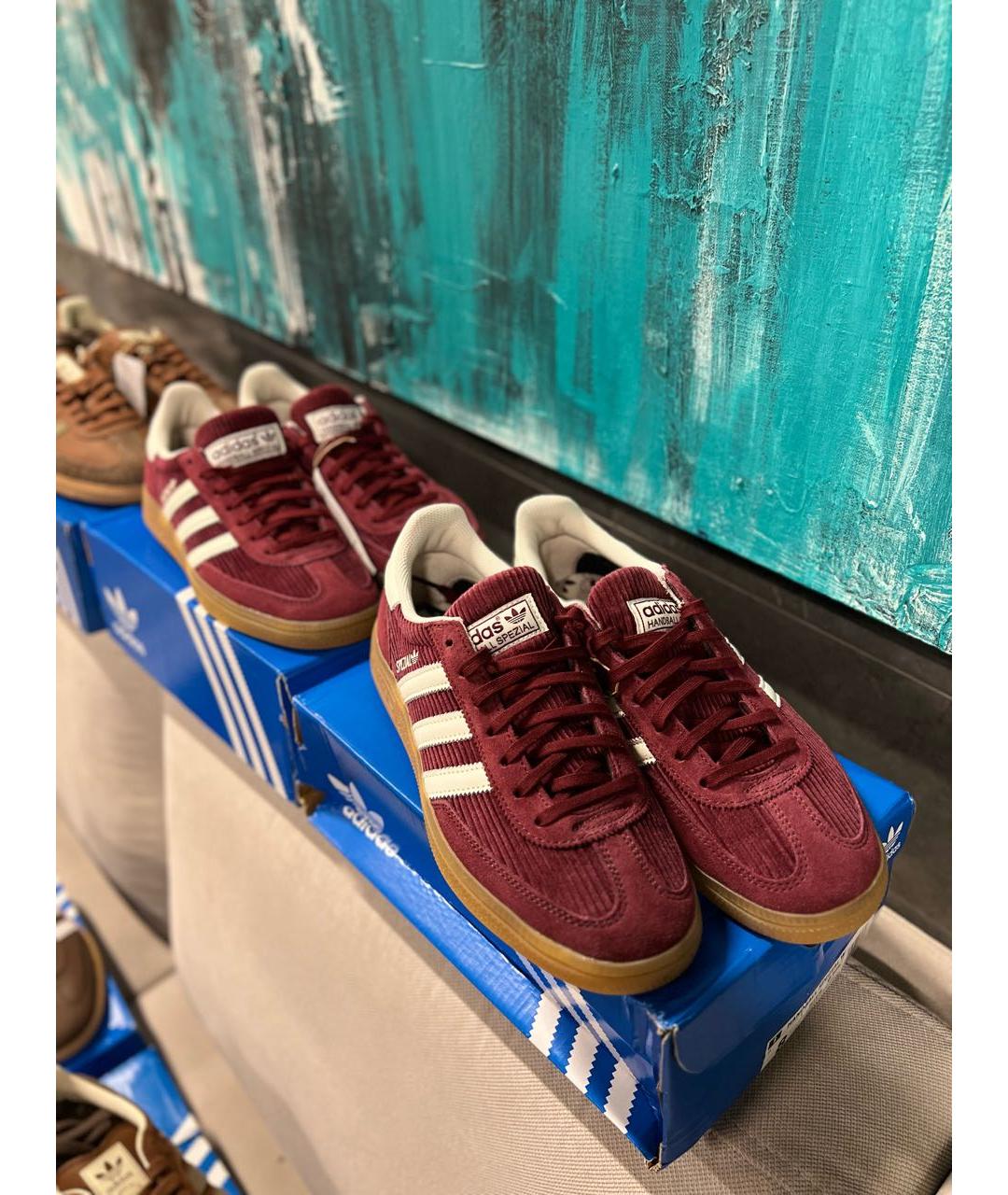 ADIDAS Бордовые бархатные кроссовки, фото 3