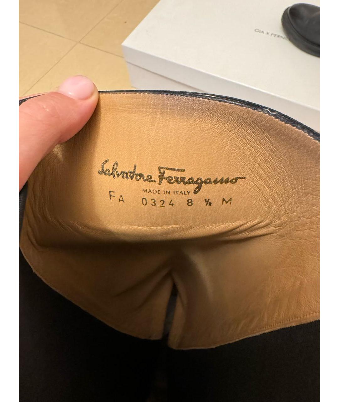 SALVATORE FERRAGAMO Черные кожаные сапоги, фото 5