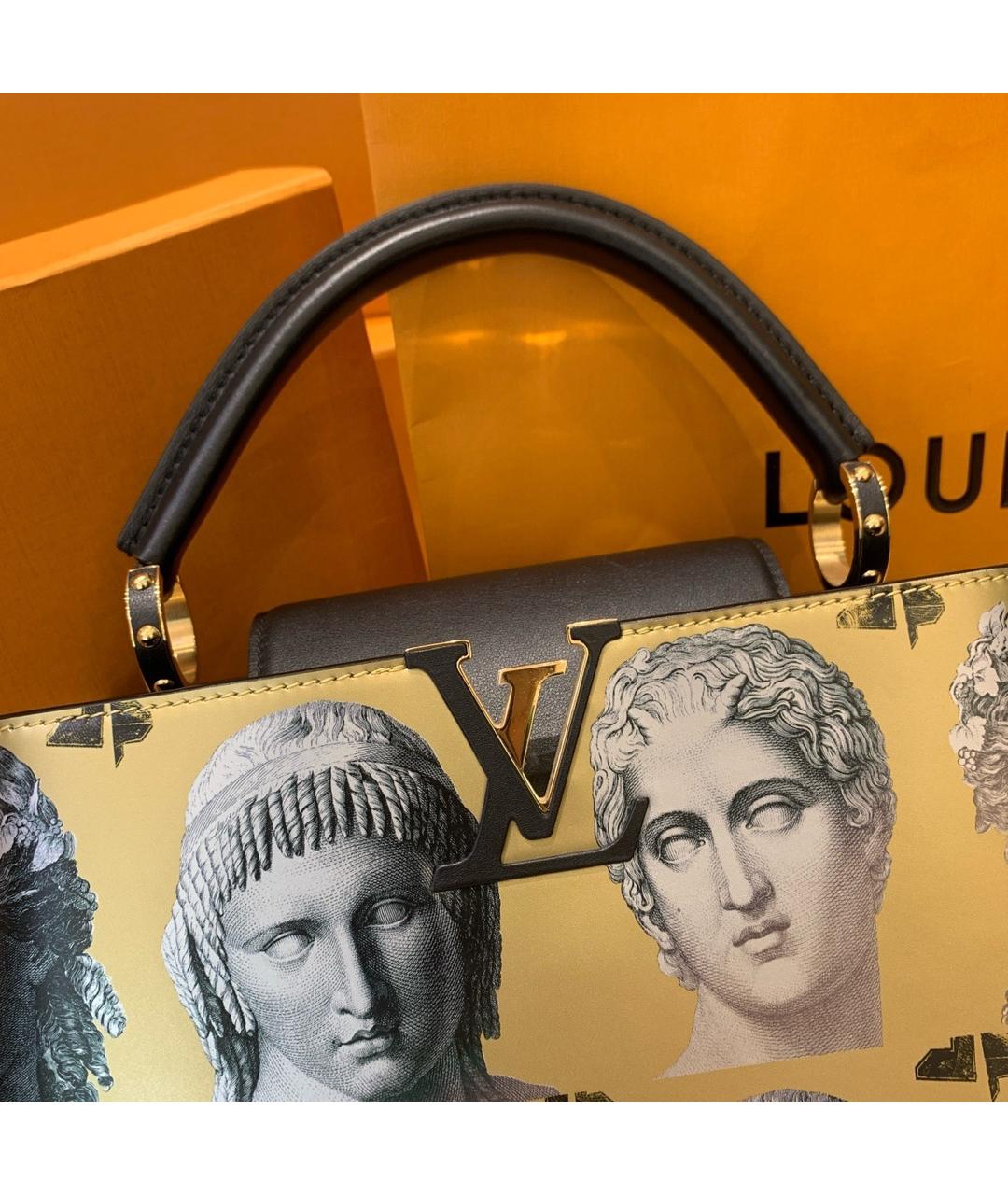 LOUIS VUITTON Бежевая кожаная сумка с короткими ручками, фото 2