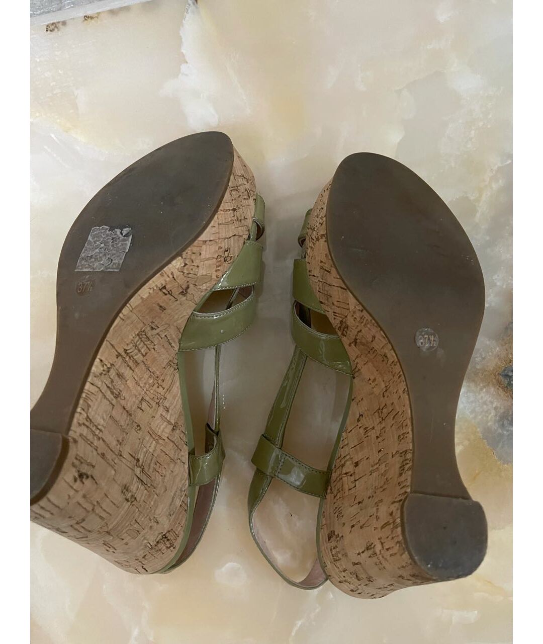 MARC BY MARC JACOBS Хаки босоножки из лакированной кожи, фото 6