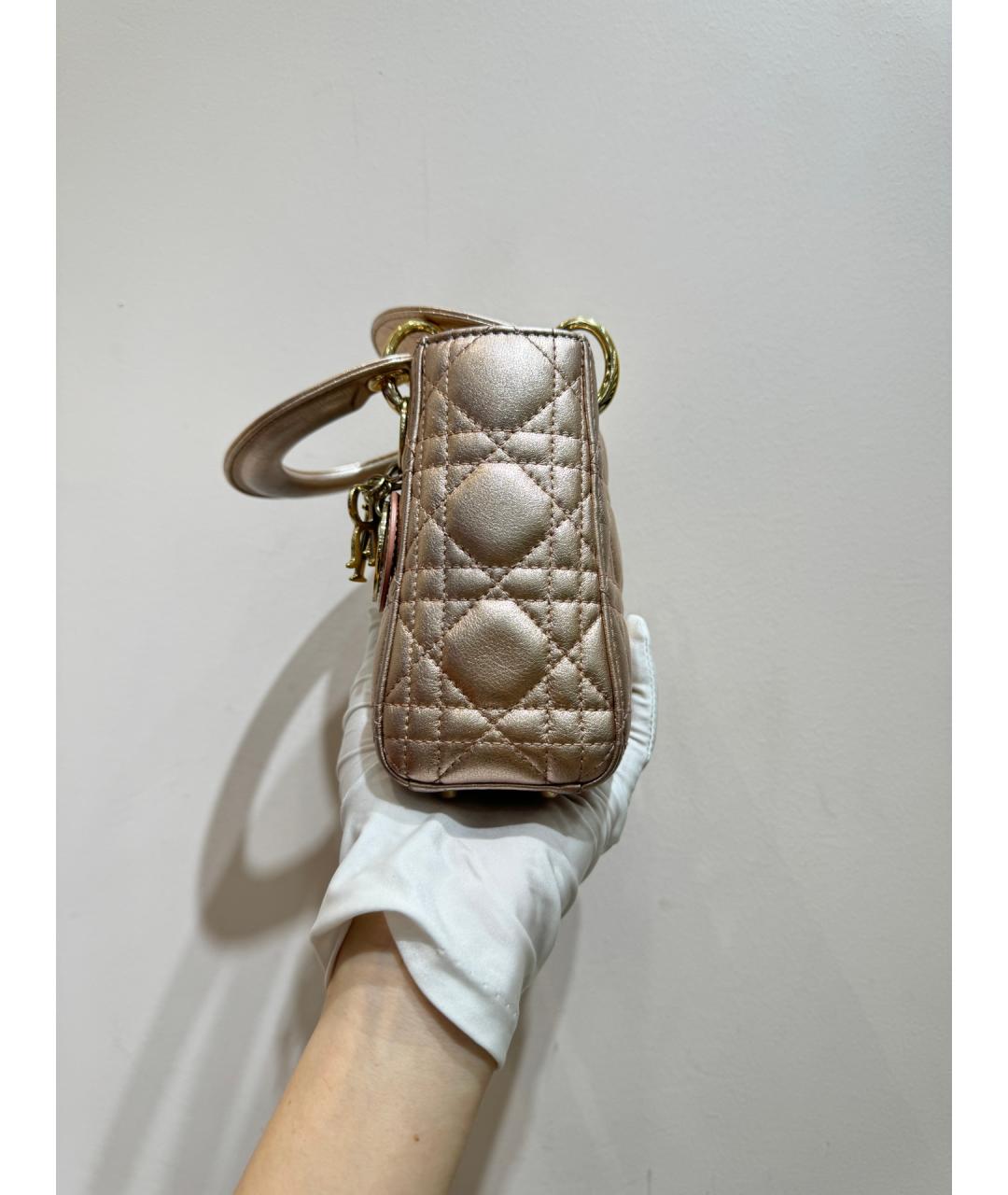 CHRISTIAN DIOR Золотая кожаная сумка с короткими ручками, фото 4