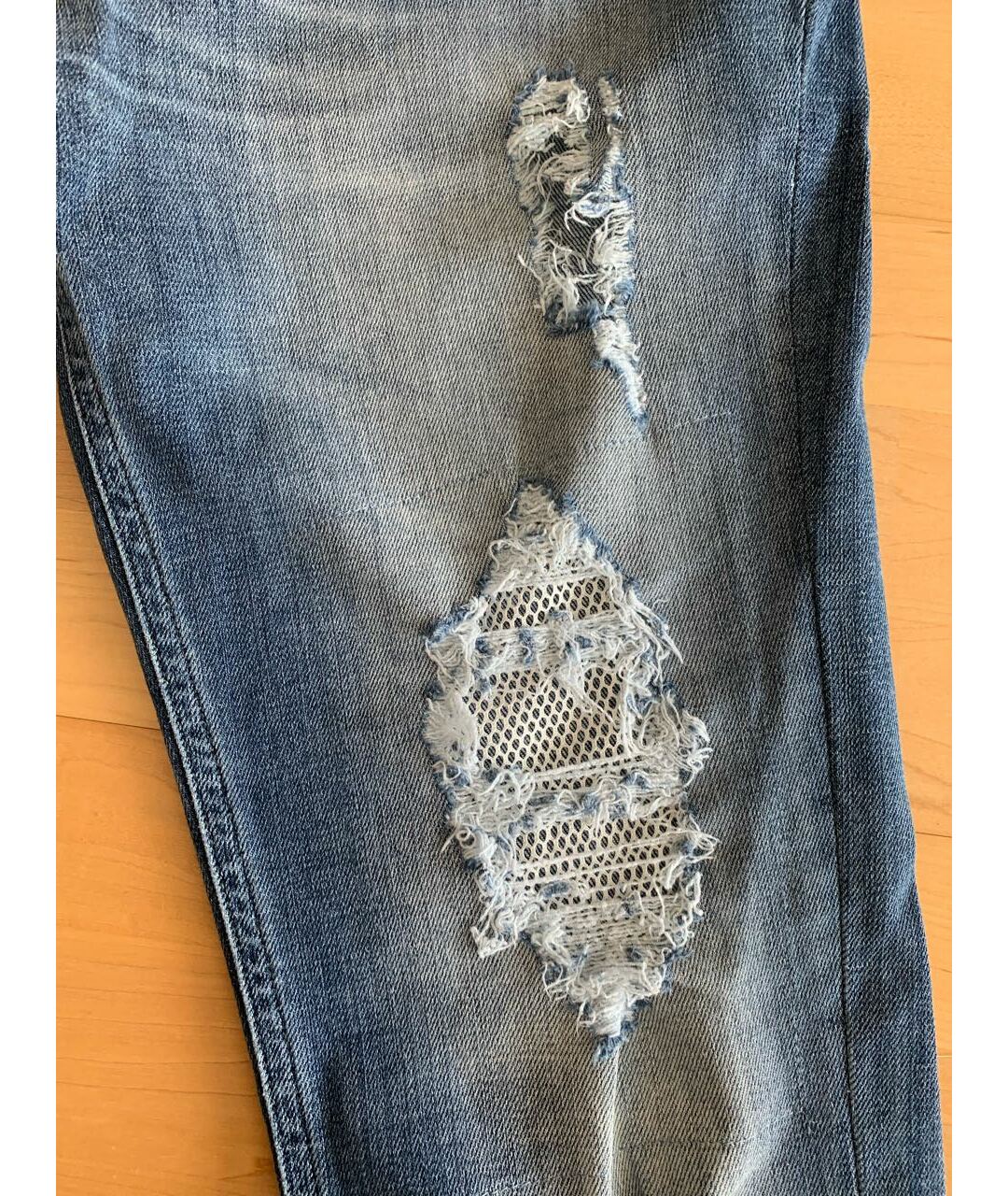 ELISABETTA FRANCHI Голубые хлопко-полиэстеровые прямые джинсы, фото 4