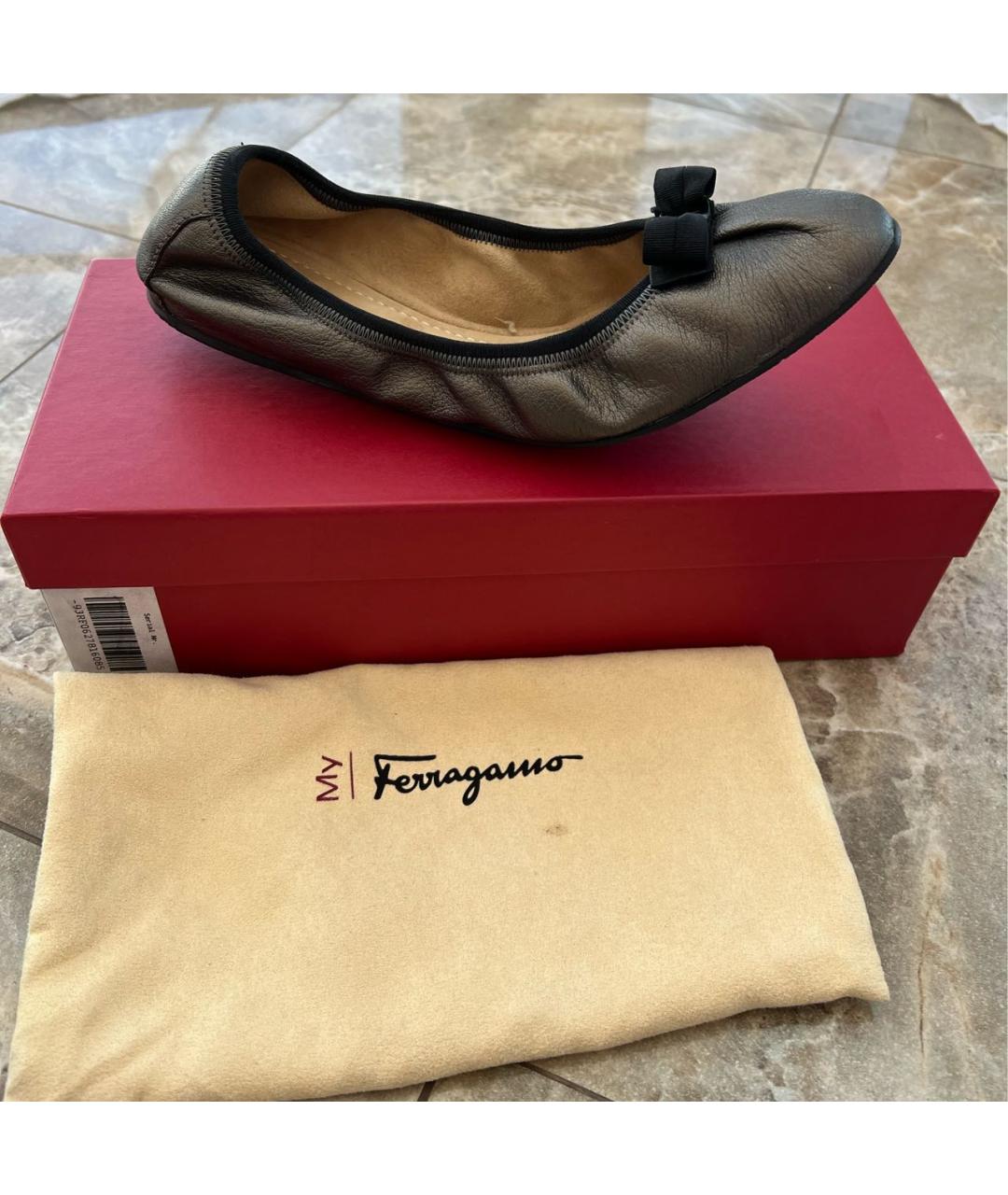 SALVATORE FERRAGAMO Серебряные кожаные балетки, фото 7