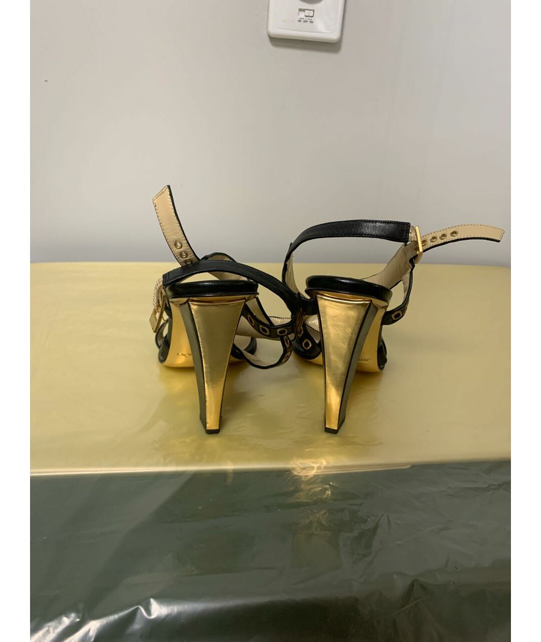 JIMMY CHOO Черные кожаные босоножки, фото 4