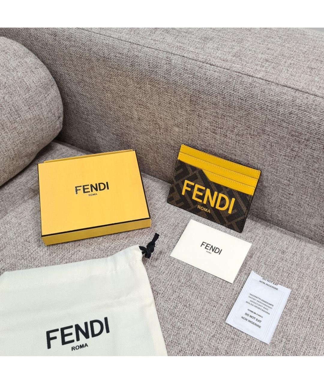 FENDI Коричневый кожаный кардхолдер, фото 2