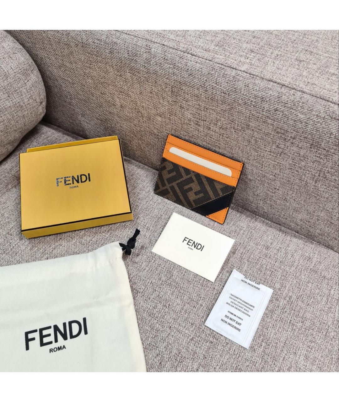 FENDI Коричневый кожаный кардхолдер, фото 3