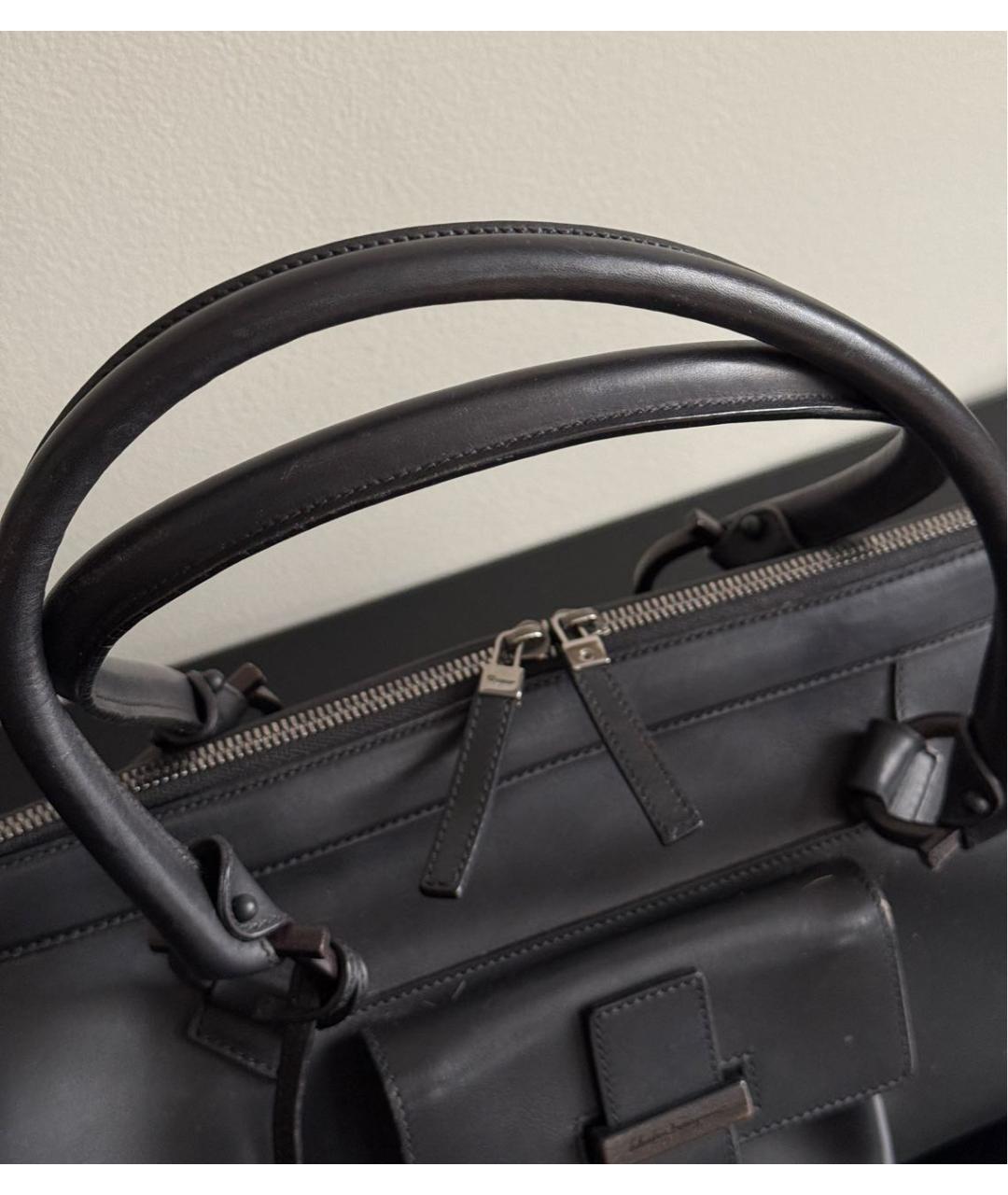 FERRAGAMO Черная кожаная сумка с короткими ручками, фото 8