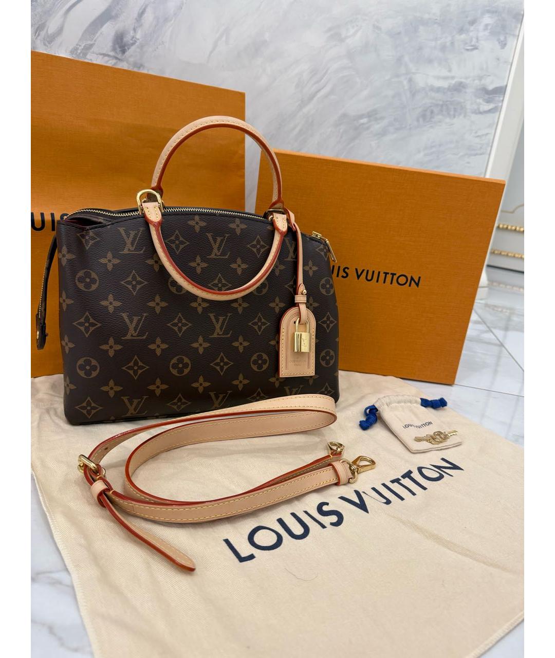 LOUIS VUITTON Коричневая сумка с короткими ручками, фото 5