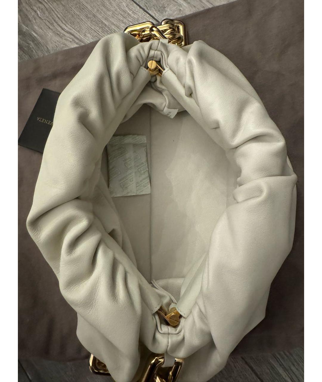 BOTTEGA VENETA Бежевая кожаная сумка с короткими ручками, фото 2